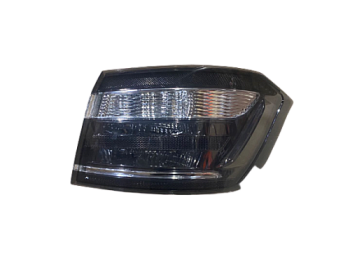 Фонарь Lada-VESTA правый ЧЕРНЫЙ УГОЛ наружний АНАЛОГ (МЛ)