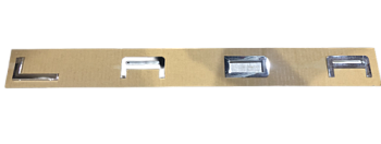 Эмблема L A D A ХРОМ задняя на трафарете шрифт порше